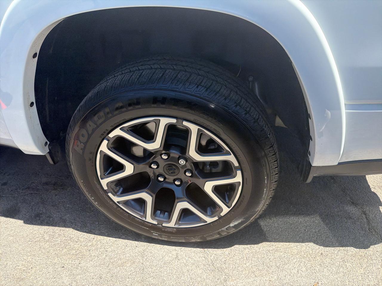 RAM 1500 Laramie 4x4 Crew Cab 5'7" Box 2025