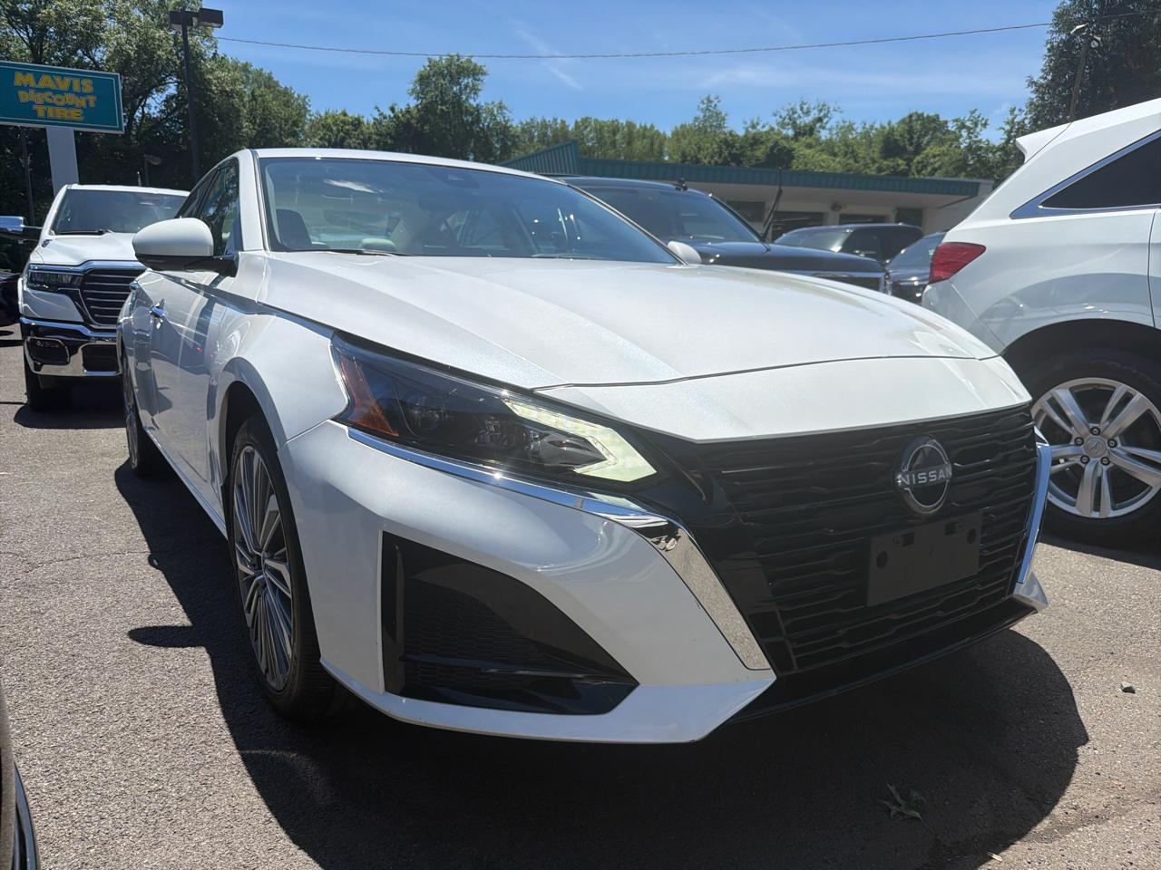 Nissan Altima 2.5 SL AWD Sedan 2023