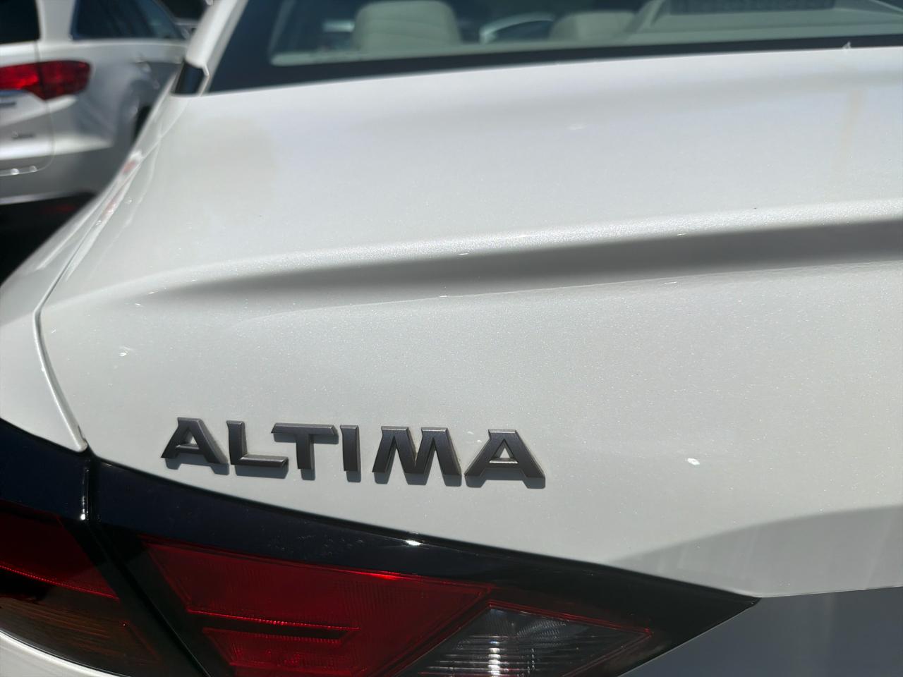 Nissan Altima 2.5 SL AWD Sedan 2023