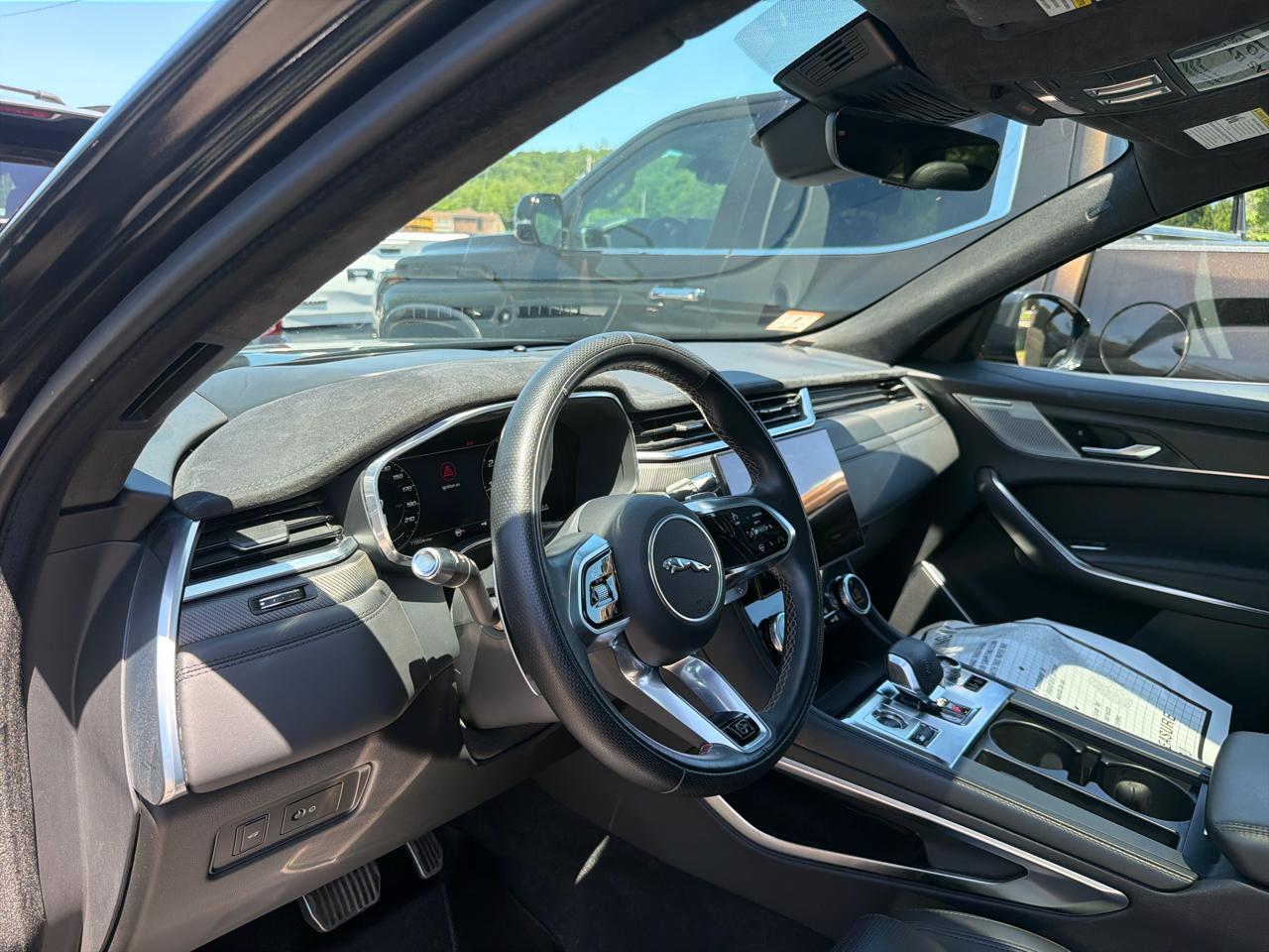 Jaguar F-Pace SVR AWD 2021