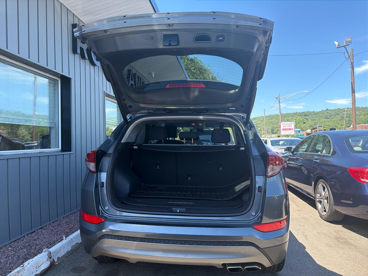 Hyundai Tucson AWD 4dr Sport 2016