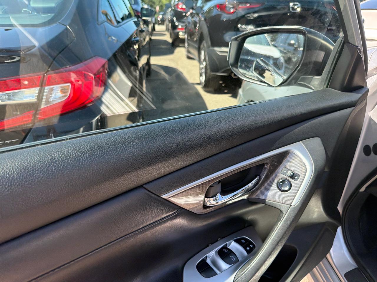 Nissan Altima 4dr Sdn I4 2.5 SL 2013