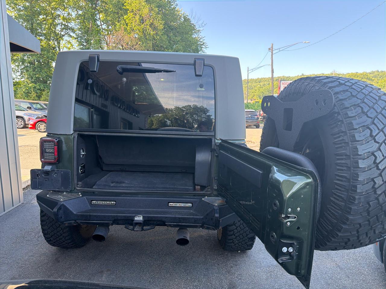Jeep Wrangler 4WD 2dr Sahara 2008