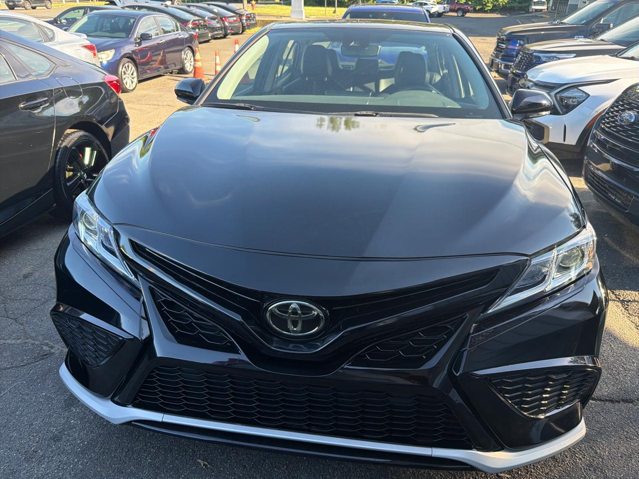Toyota Camry SE Auto (Natl) 2024
