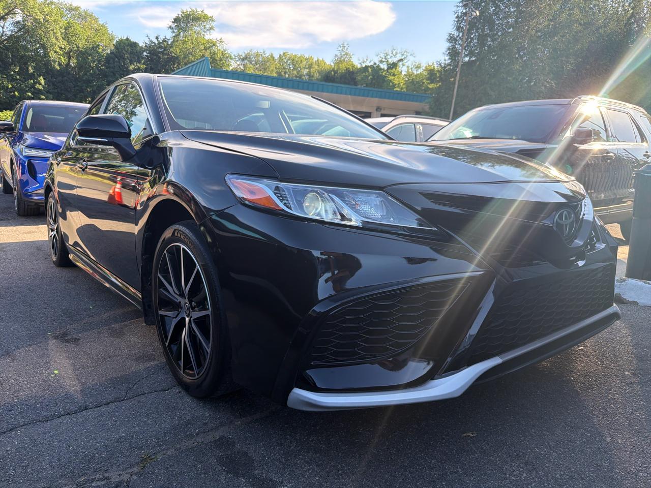 Toyota Camry SE Auto (Natl) 2024