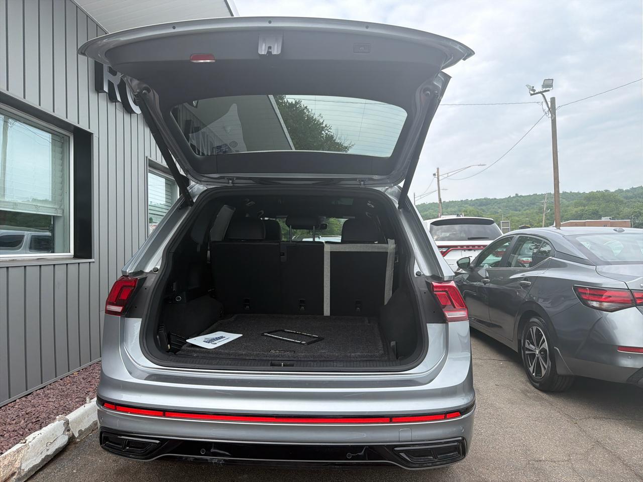 Volkswagen Tiguan 2.0T SE R-Line Black 4MOTION 2022