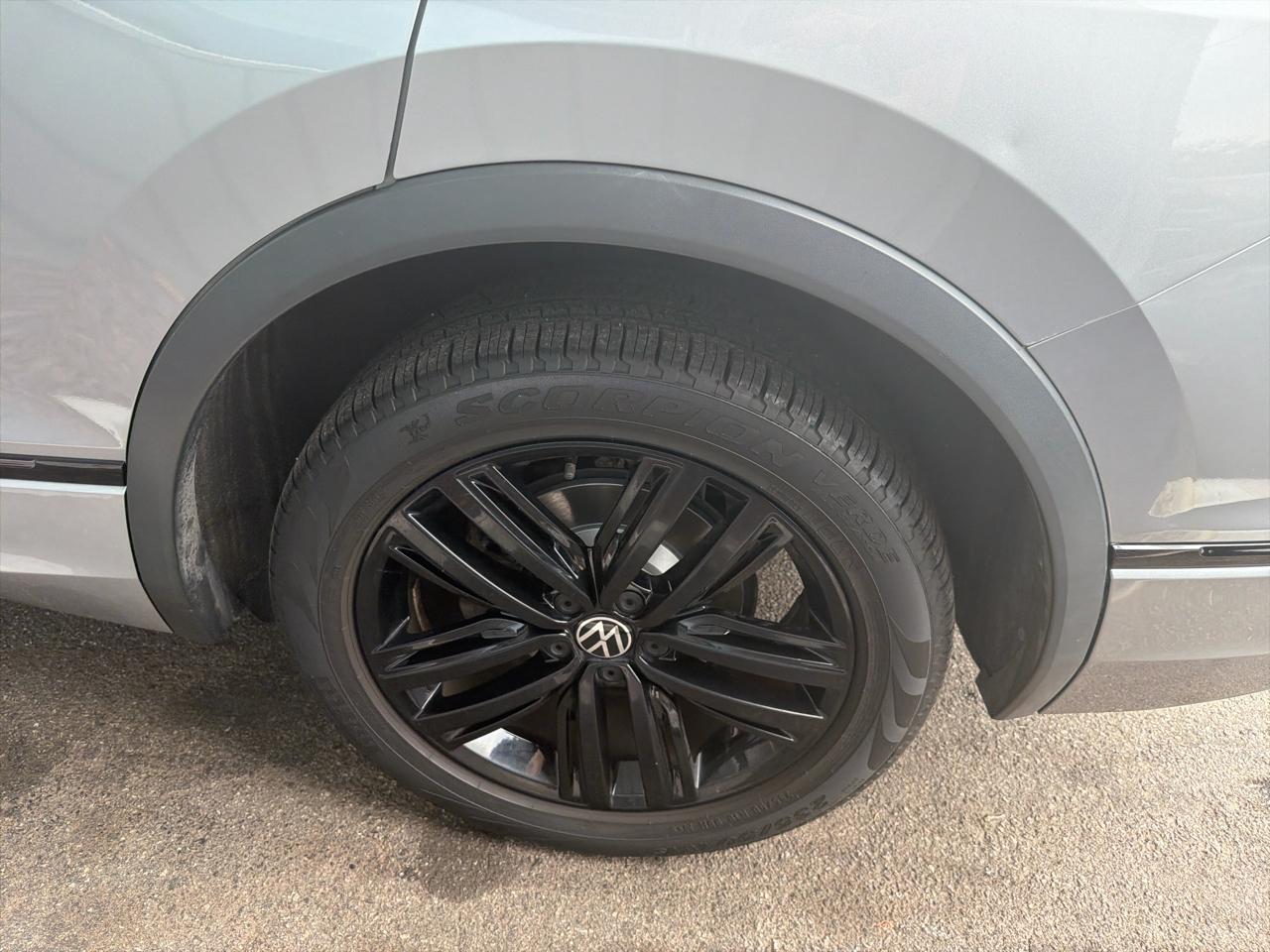 Volkswagen Tiguan 2.0T SE R-Line Black 4MOTION 2022