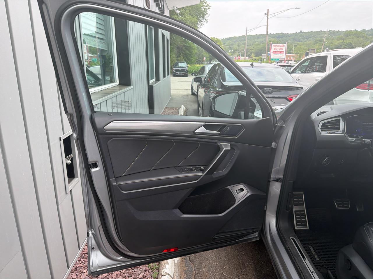 Volkswagen Tiguan 2.0T SE R-Line Black 4MOTION 2022