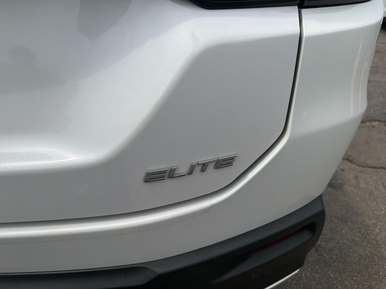 Honda Pilot Elite AWD 2023