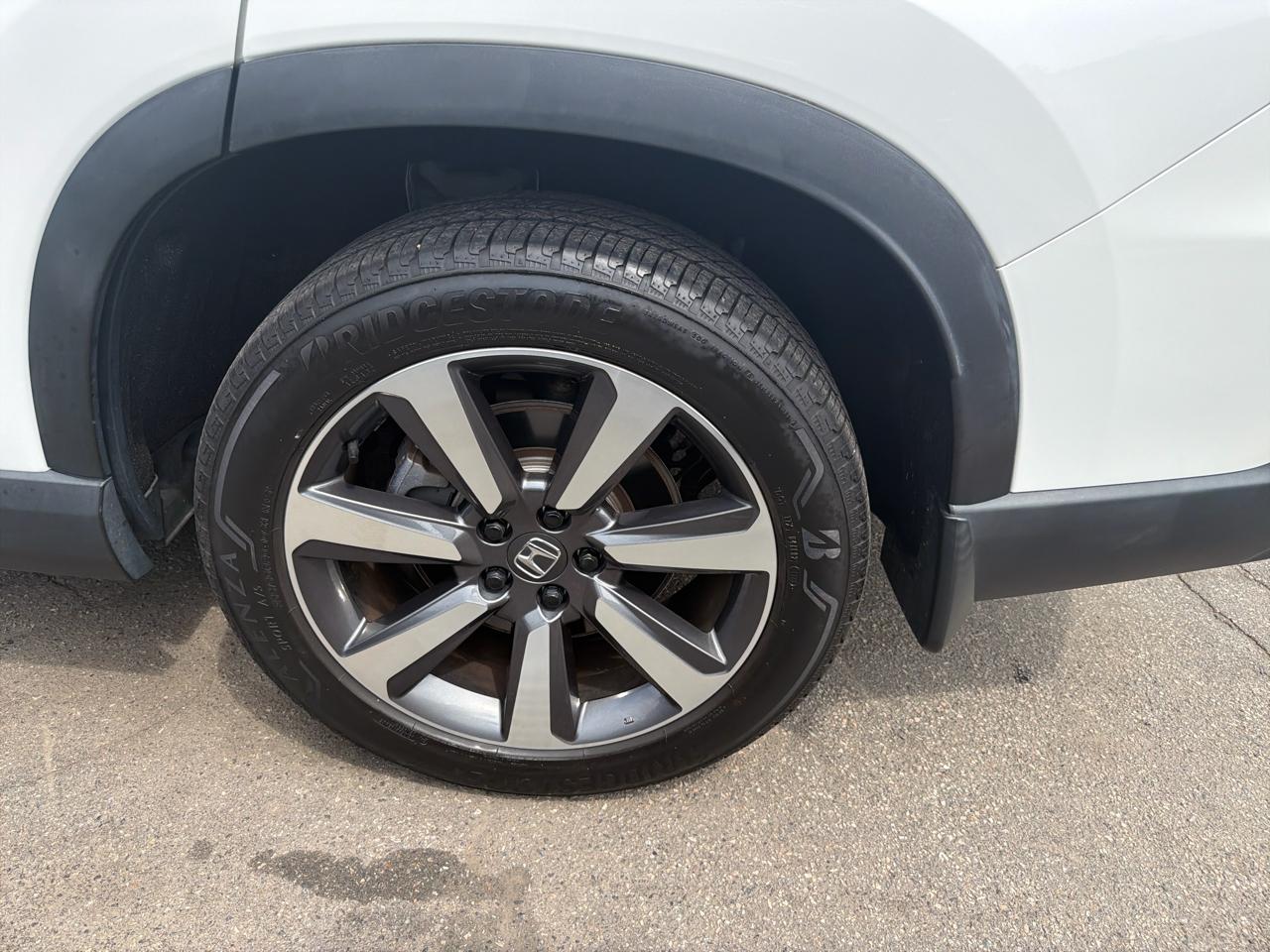 Honda Pilot Elite AWD 2023