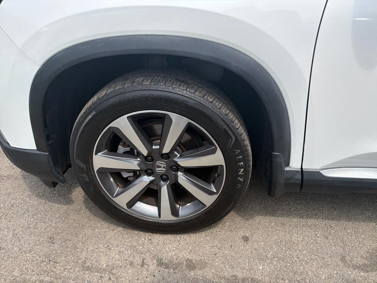 Honda Pilot Elite AWD 2023