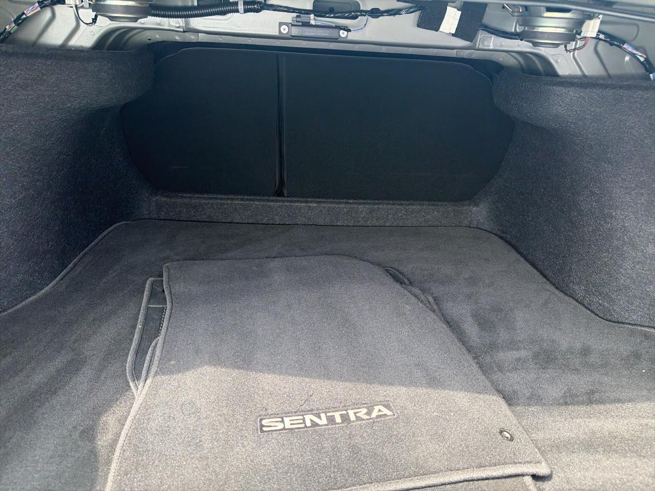 Nissan Sentra SV CVT 2022