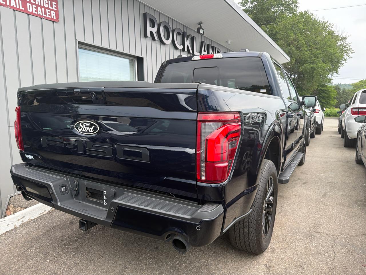 Ford F-150 Lariat SuperCrew 4WD 2025