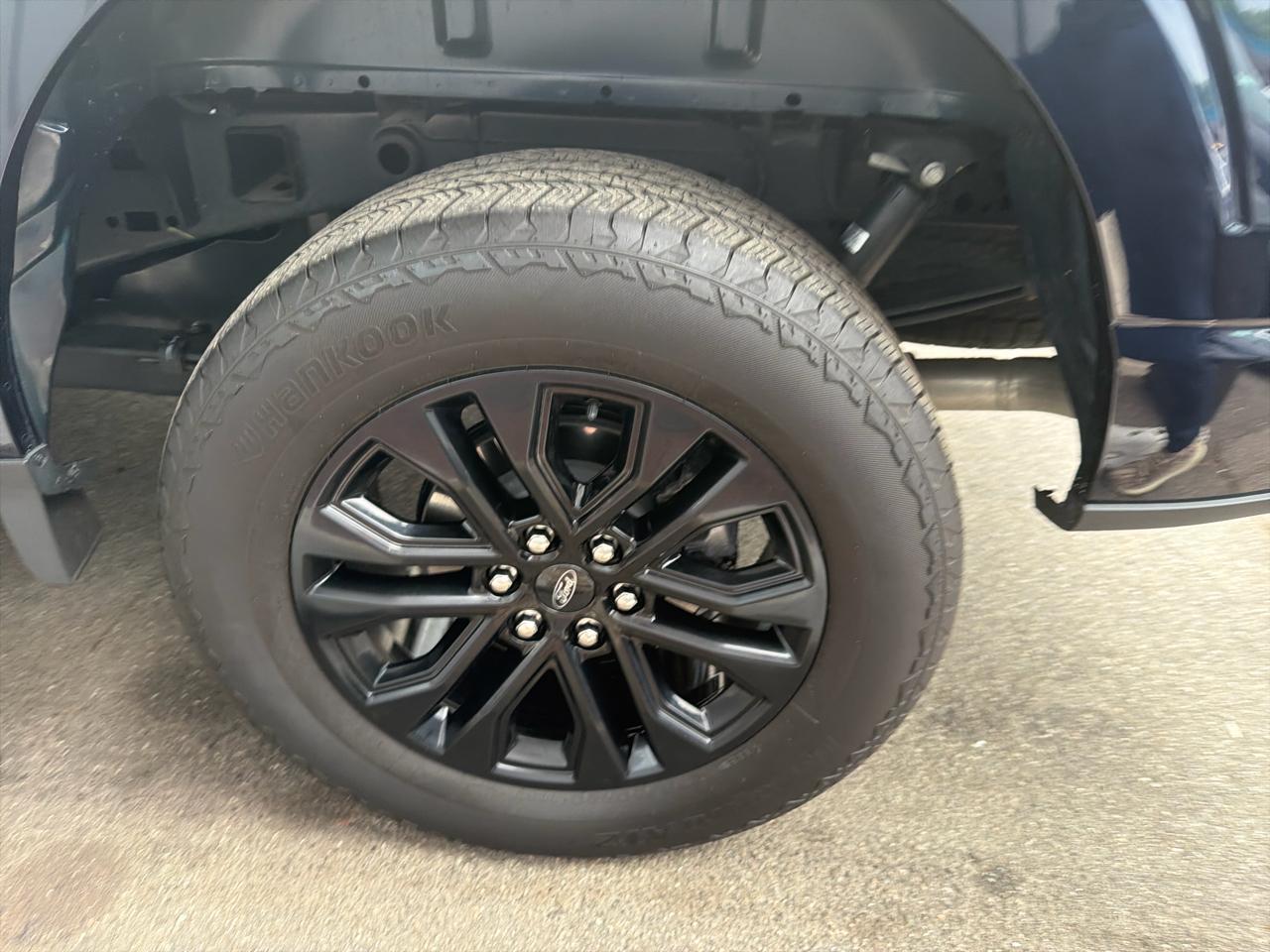 Ford F-150 Lariat SuperCrew 4WD 2025