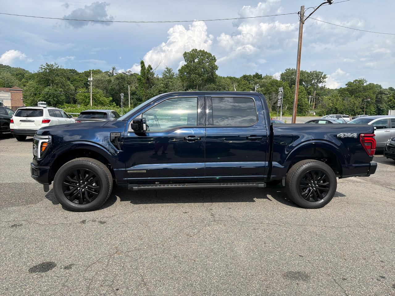 Ford F-150 Lariat SuperCrew 4WD 2025