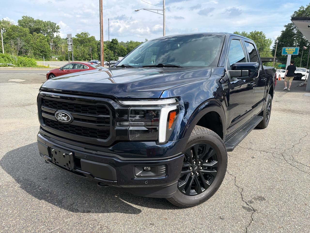 Ford F-150 Lariat SuperCrew 4WD 2025