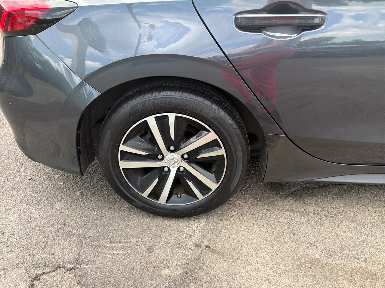 Honda Civic Hatchback LX CVT 2023