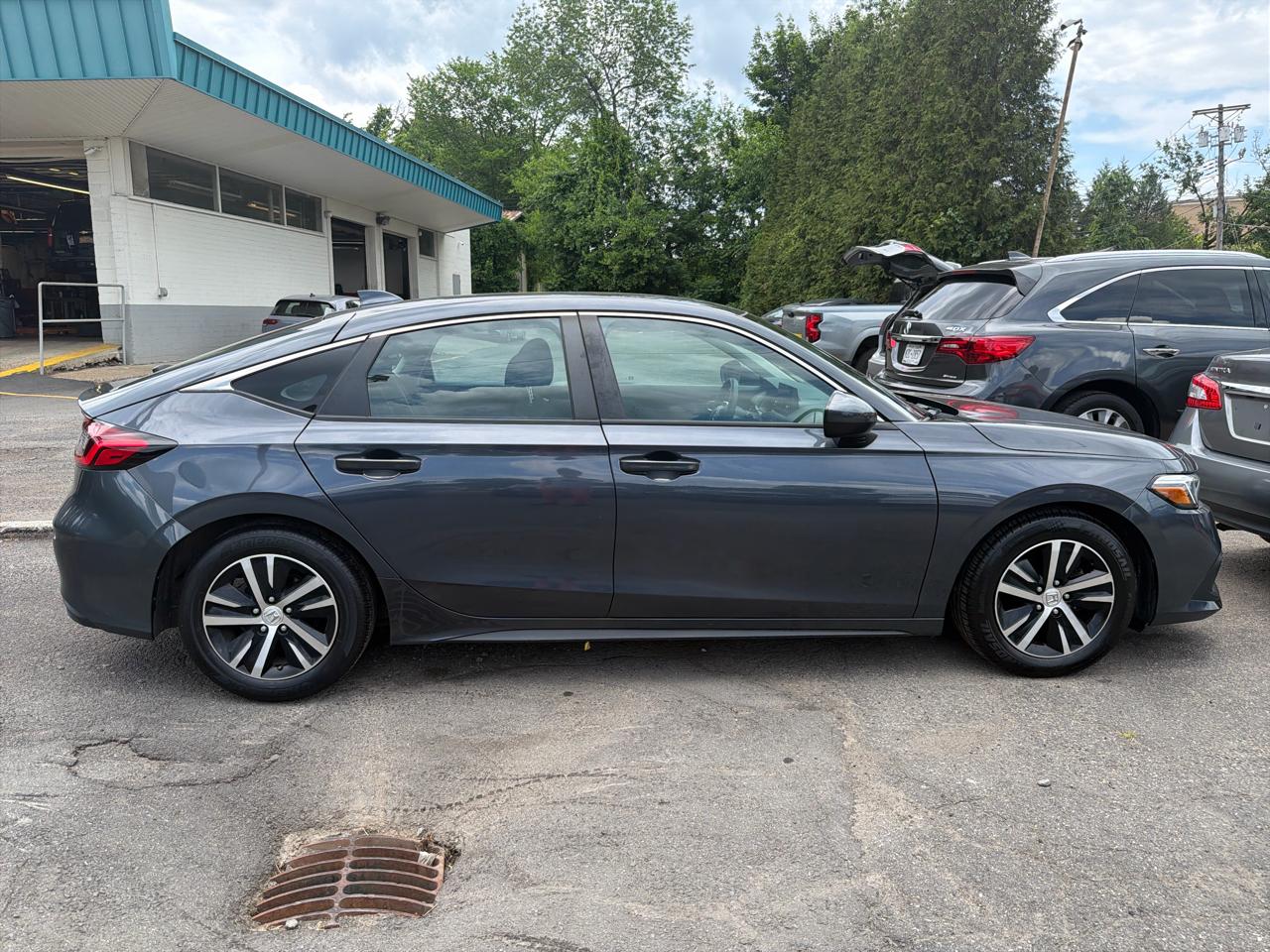 Honda Civic Hatchback LX CVT 2023