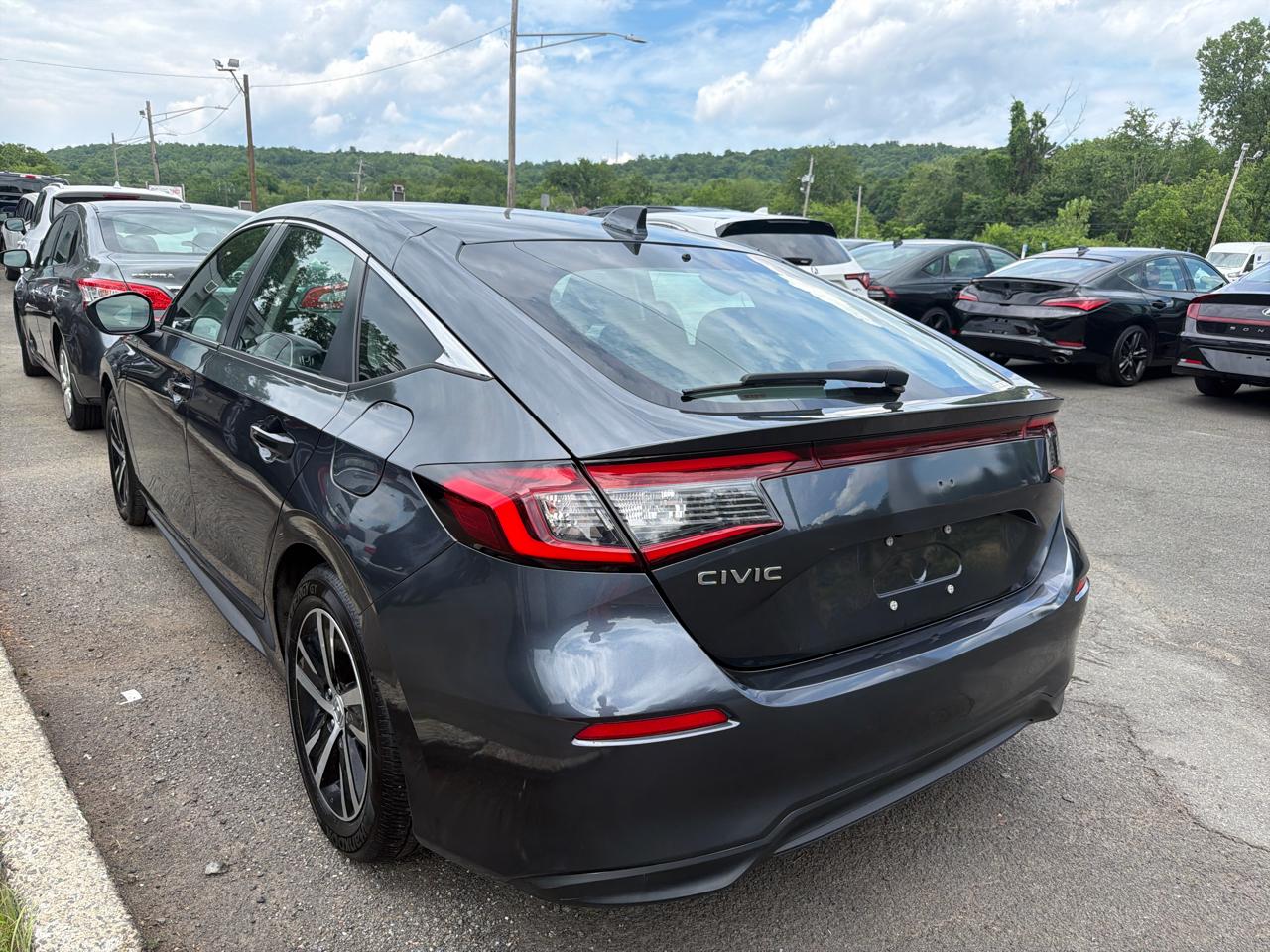 Honda Civic Hatchback LX CVT 2023