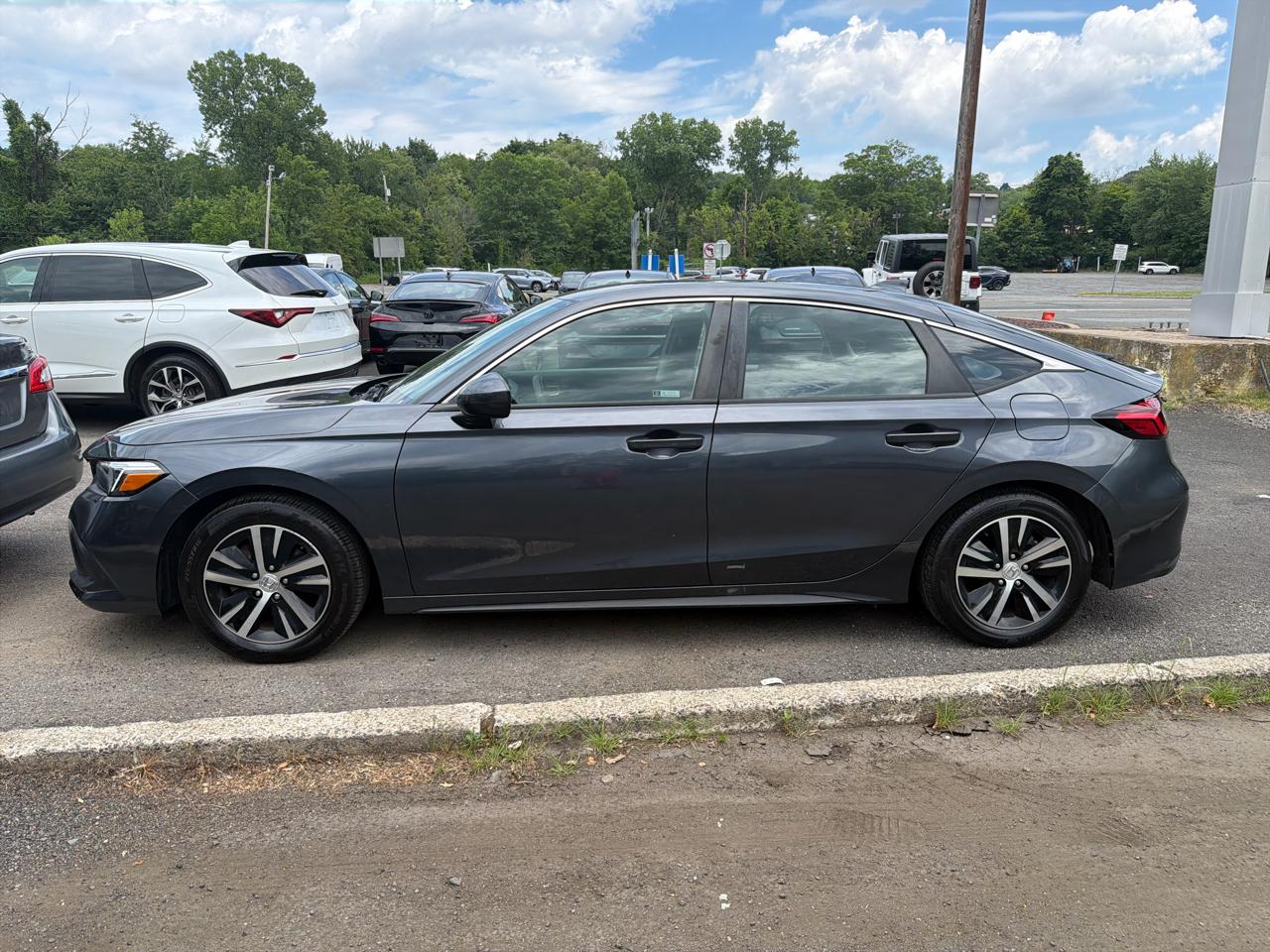 Honda Civic Hatchback LX CVT 2023