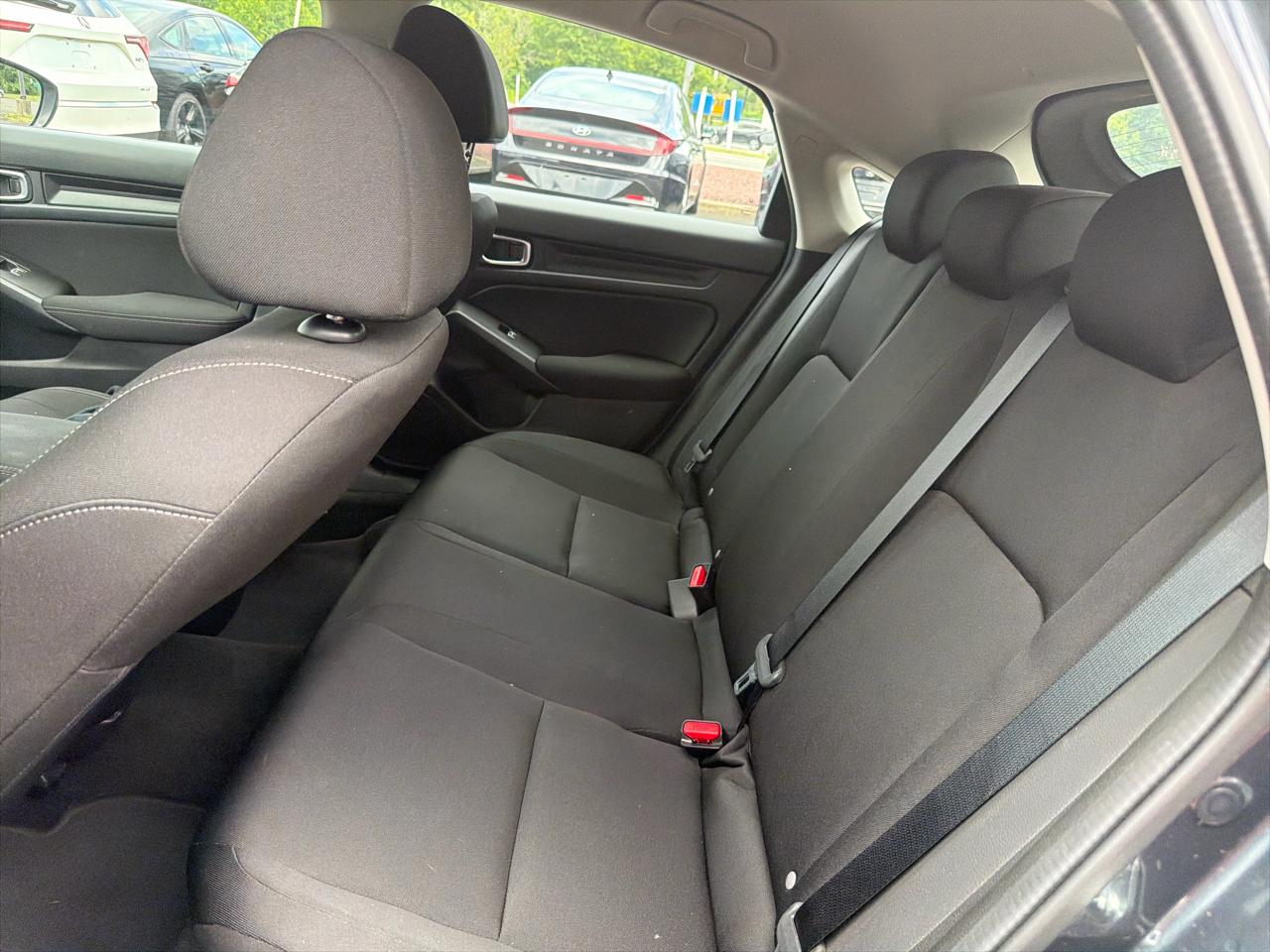 Honda Civic Hatchback LX CVT 2023