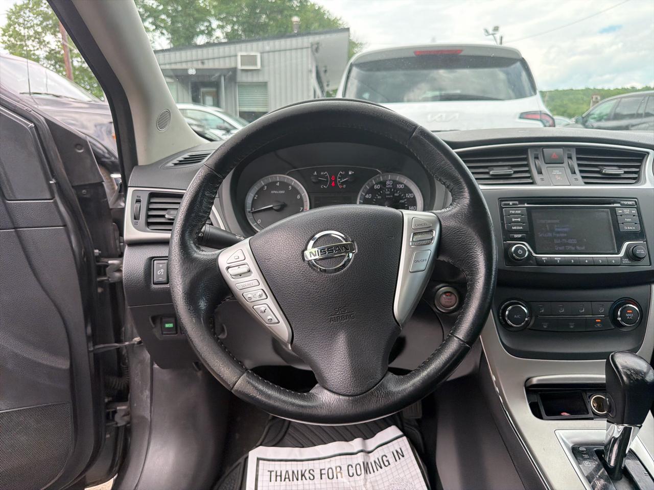 Nissan Sentra 4dr Sdn I4 CVT SV 2015
