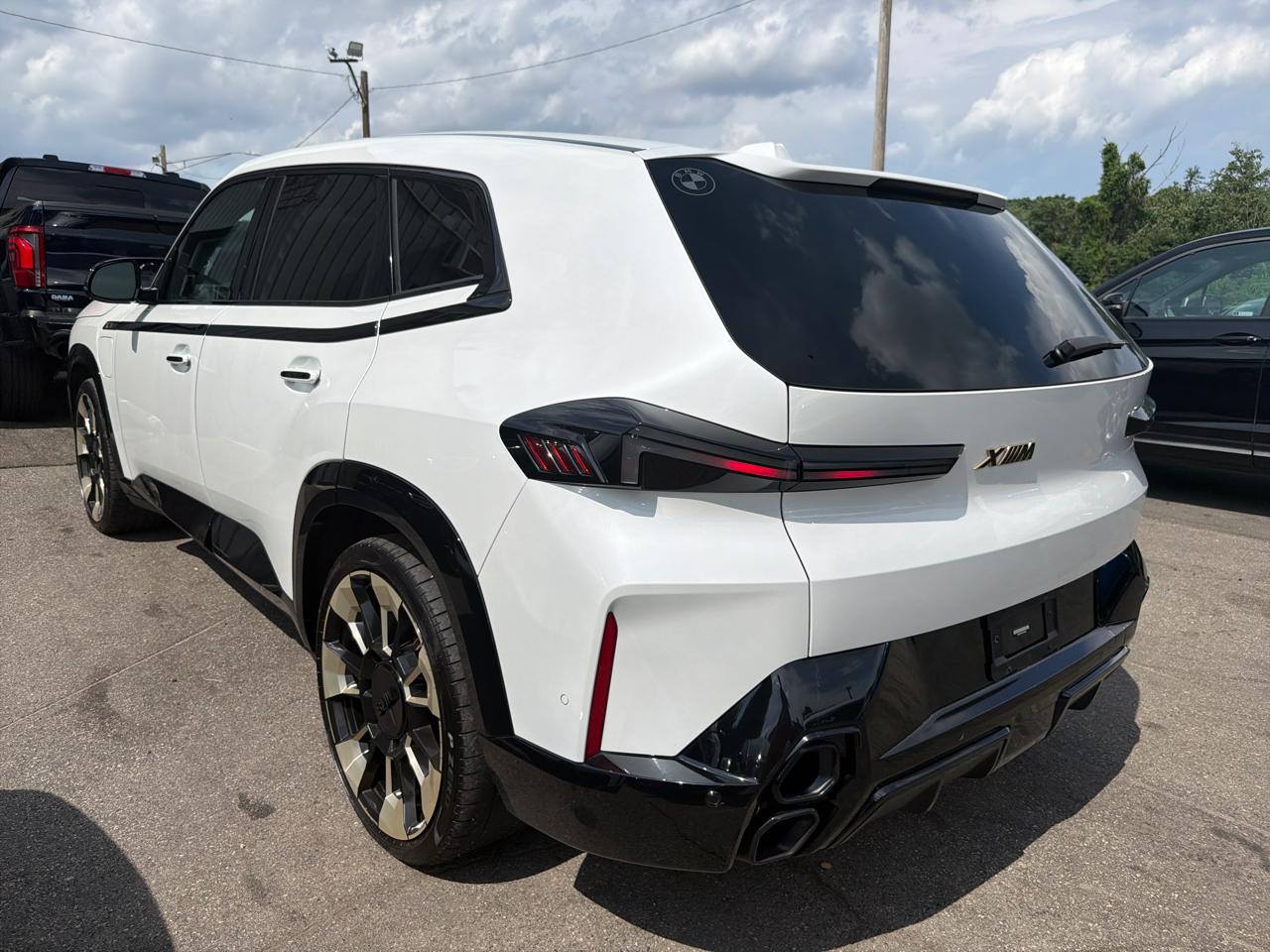 BMW XM Sports Activity Vehicle 2023