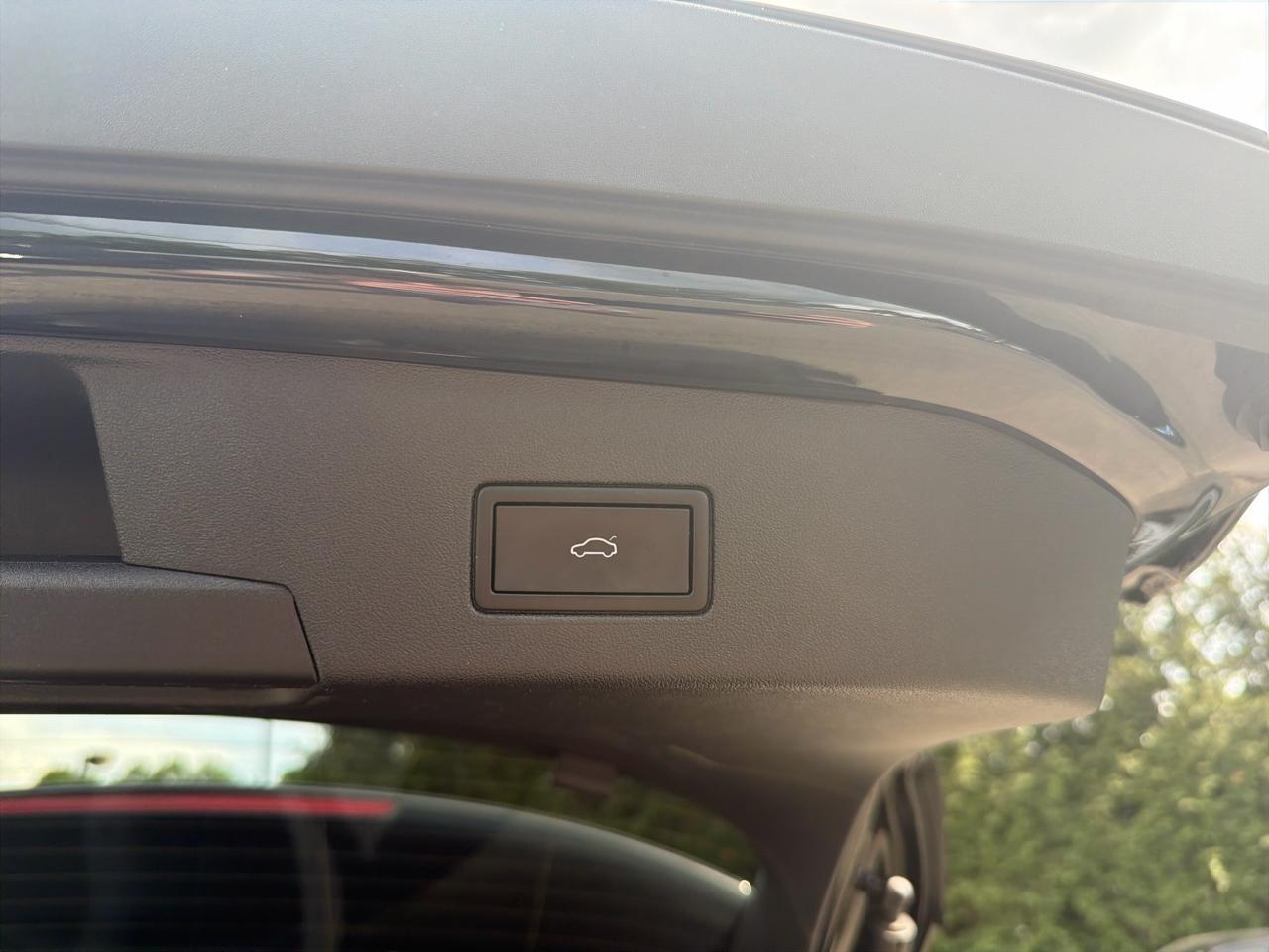Volkswagen ID.4 Pro S Plus AWD w/SK On Battery 2023
