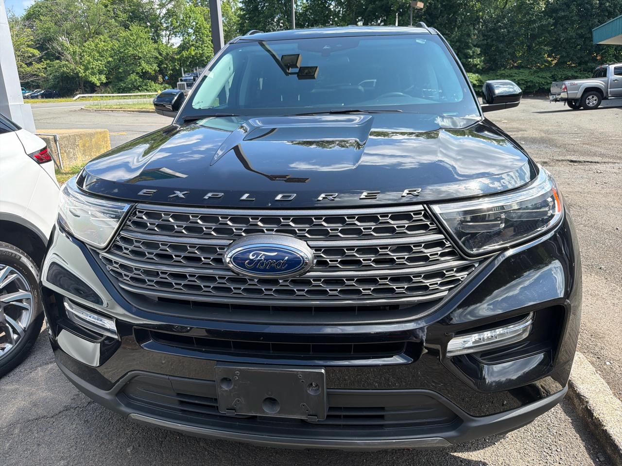 Ford Explorer XLT 2023