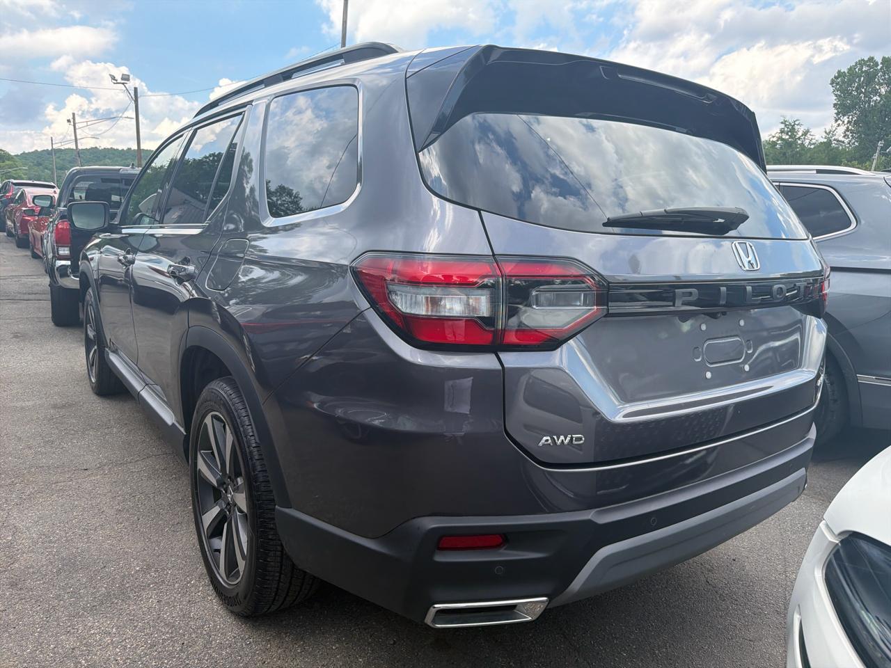 Honda Pilot Elite AWD 2024