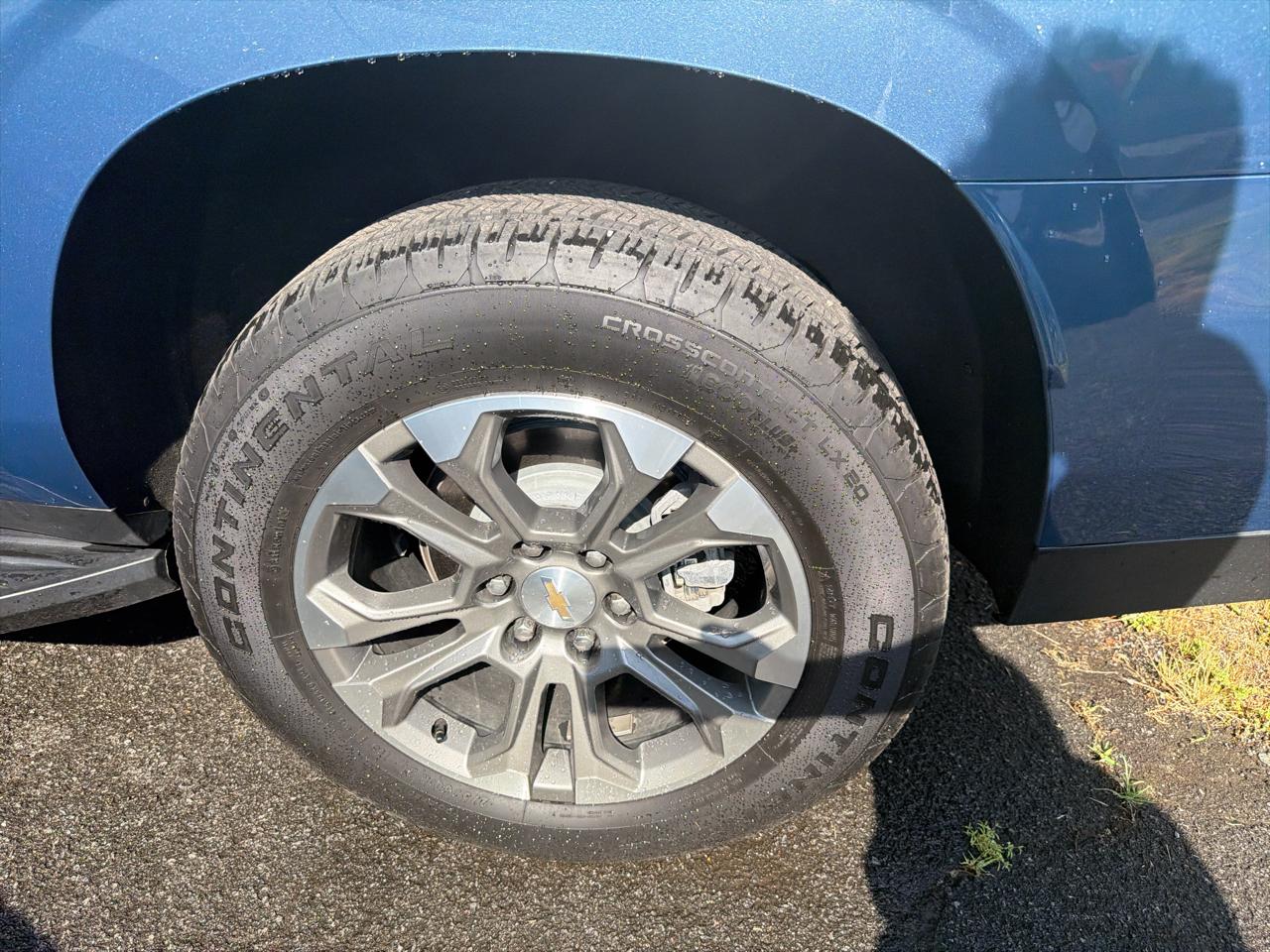 Chevrolet Suburban 4WD 4dr LT 2025