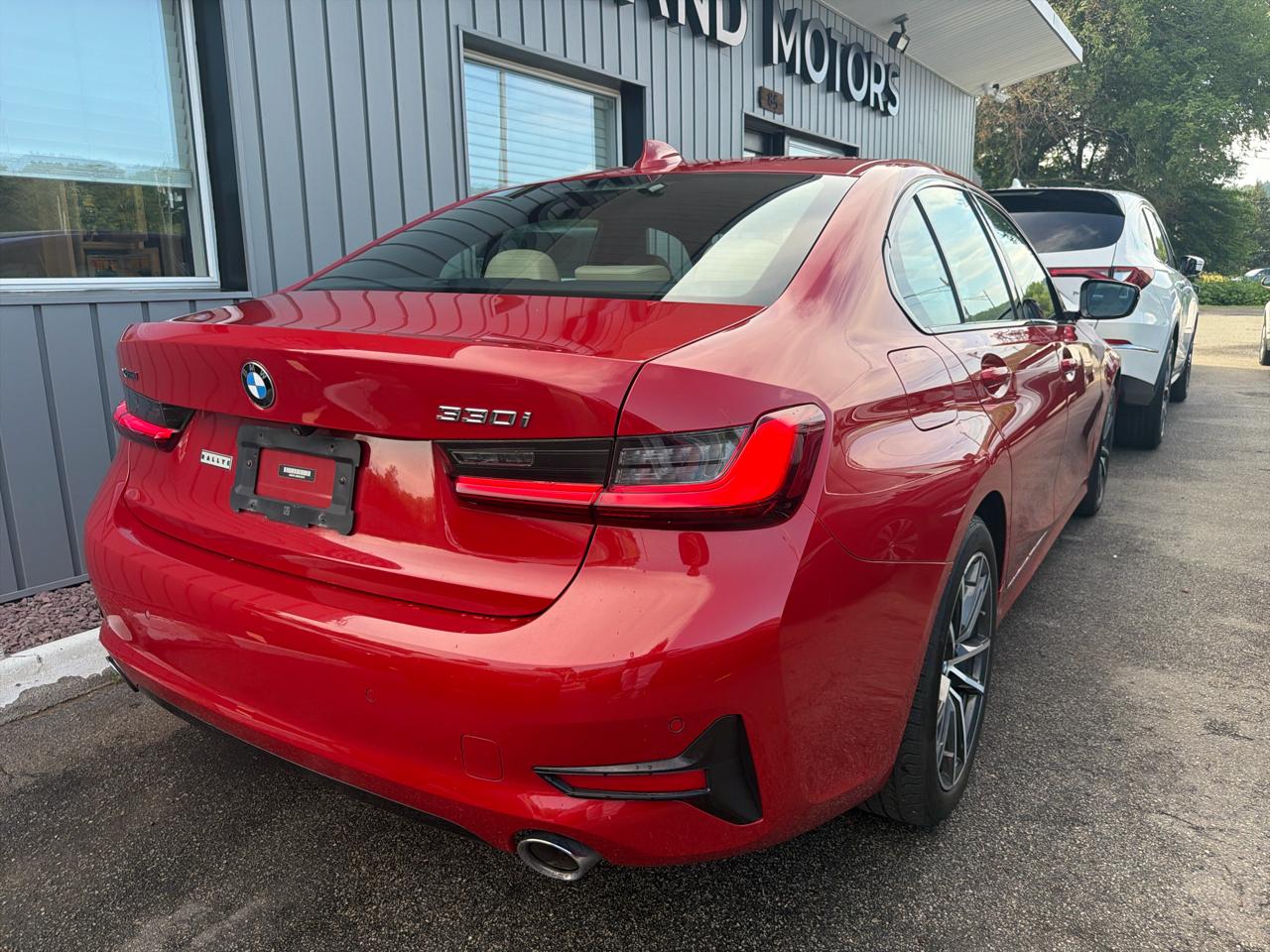 BMW 3 Series 330i xDrive Sedan North America 2022