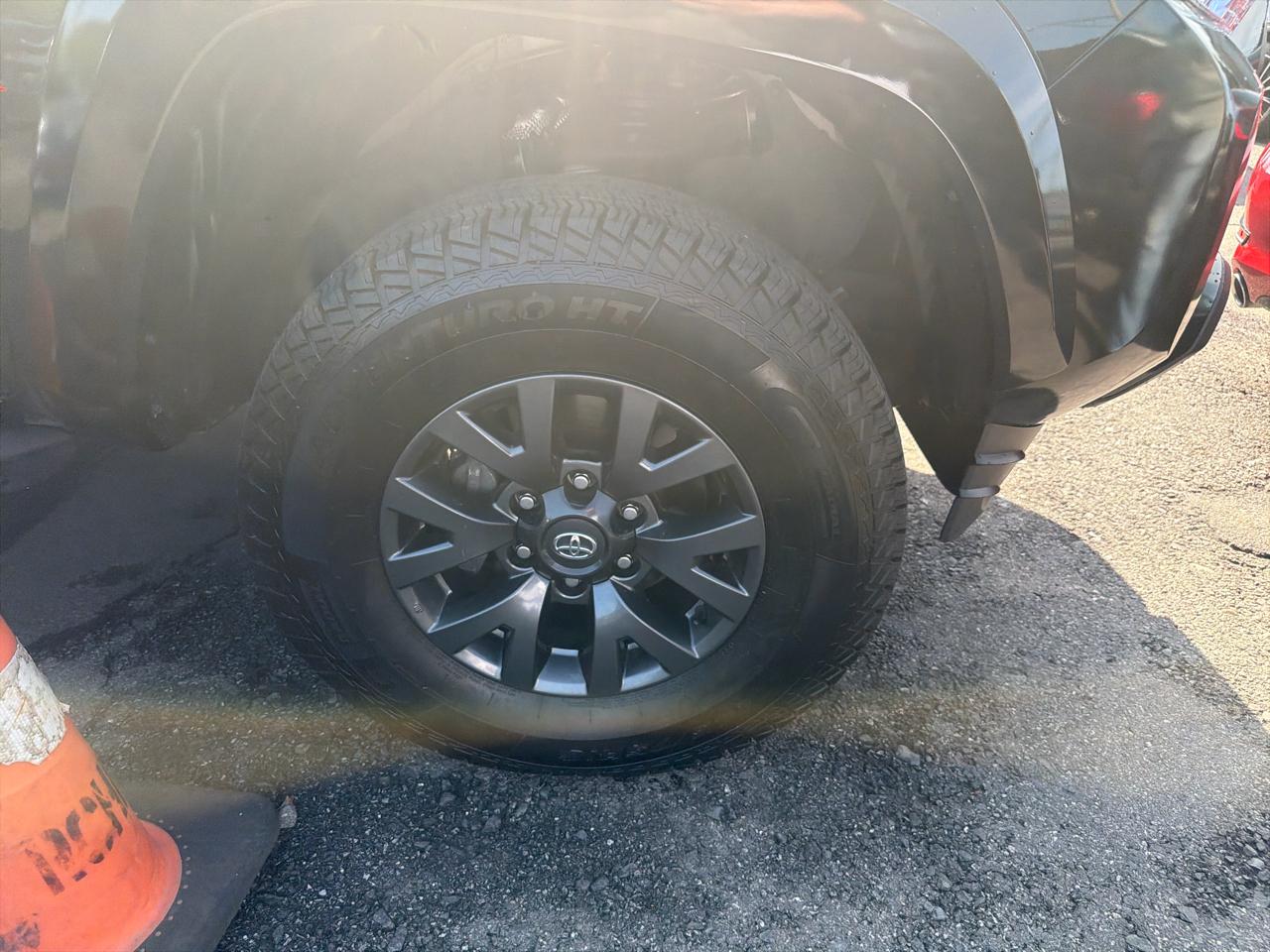 Toyota Tacoma 4WD  2023