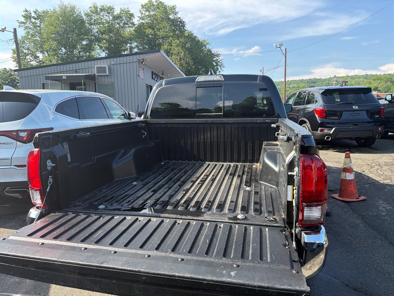 Toyota Tacoma 4WD  2023