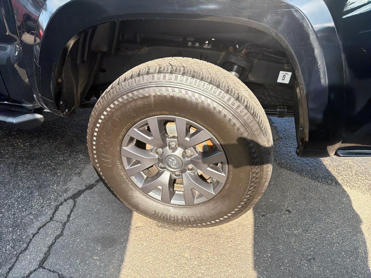 Toyota Tacoma 4WD  2023