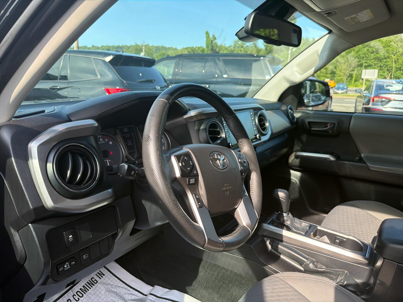 Toyota Tacoma 4WD  2023