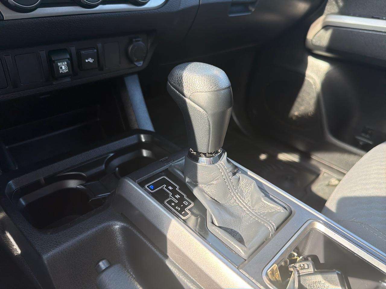 Toyota Tacoma 4WD  2023