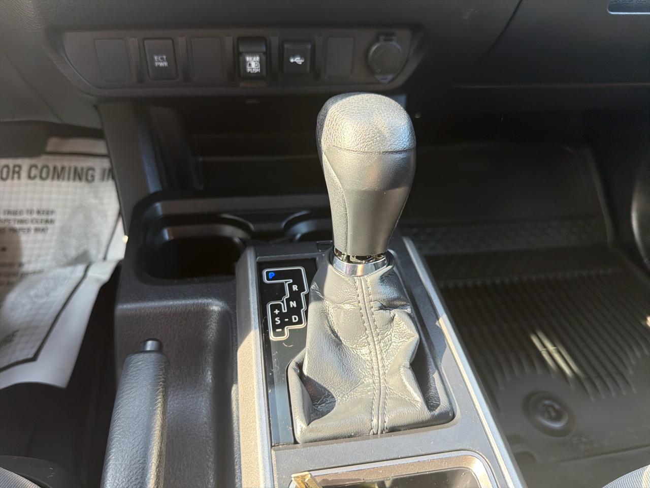 Toyota Tacoma 4WD  2023