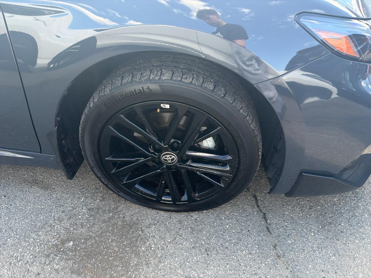 Toyota Camry XLE AWD (Natl) 2025