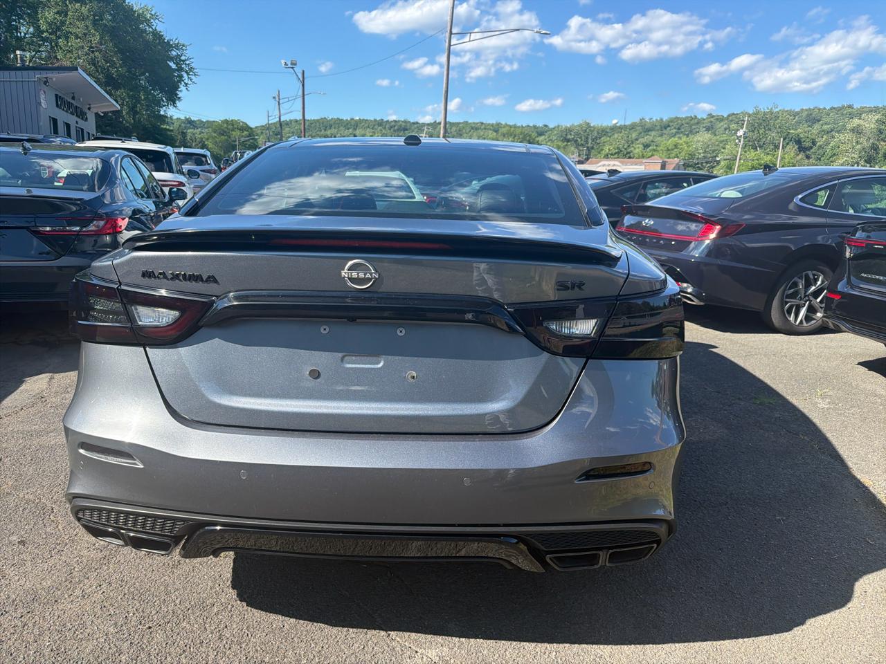 Nissan Maxima  2023