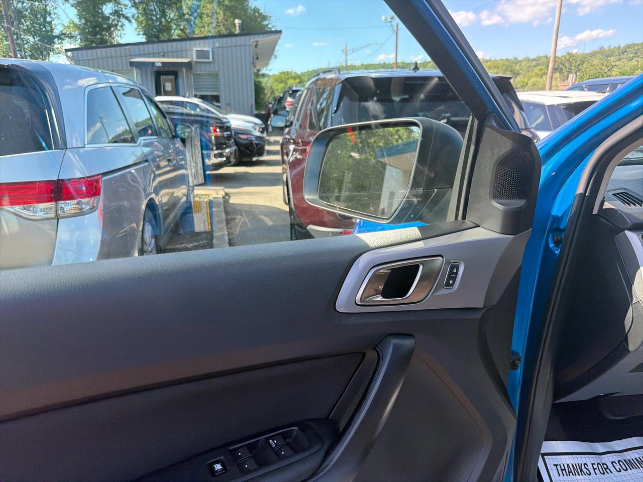 Ford Ranger XLT SuperCrew 4WD 2023