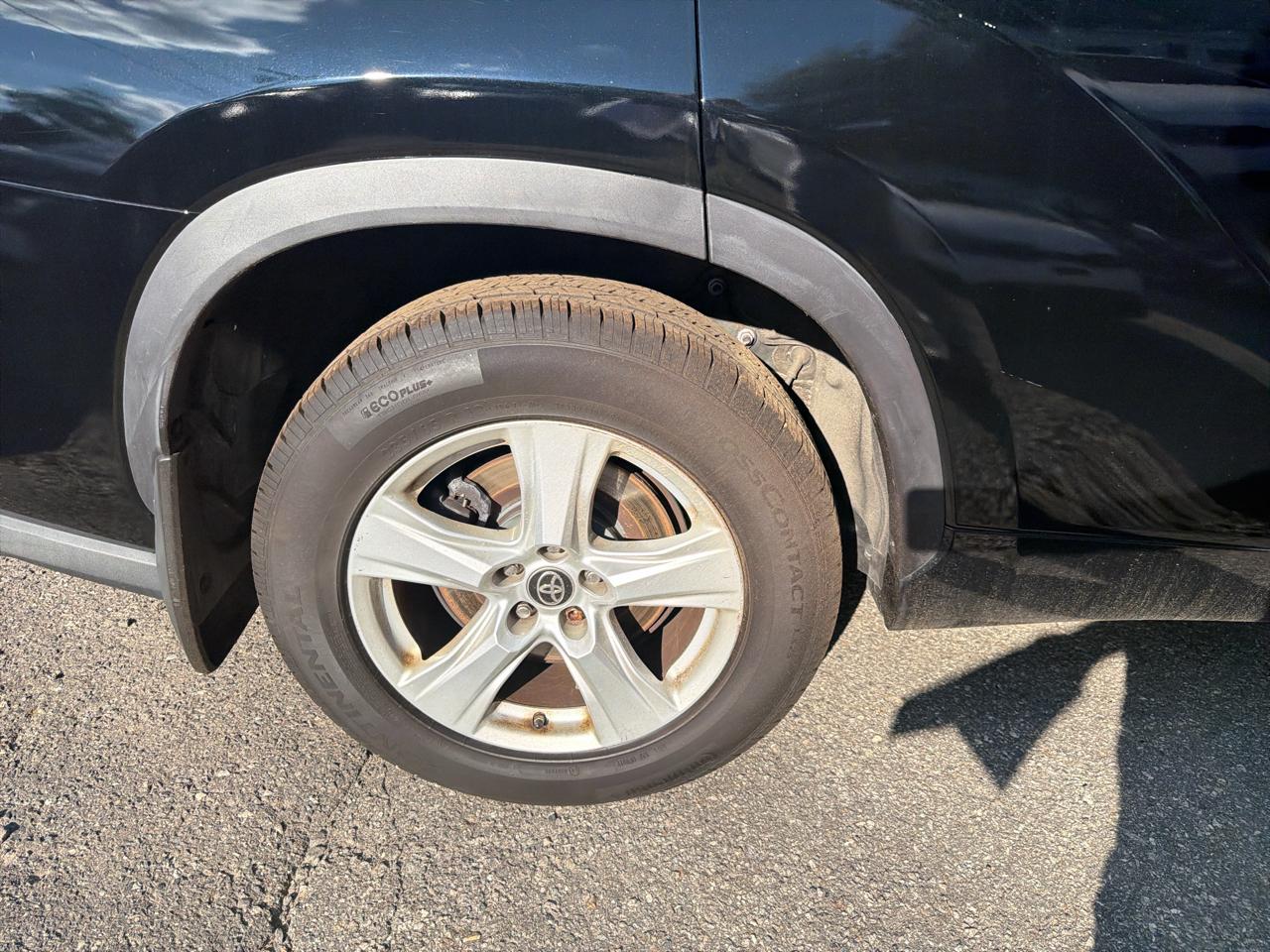 Toyota Highlander LE AWD (Natl) 2020