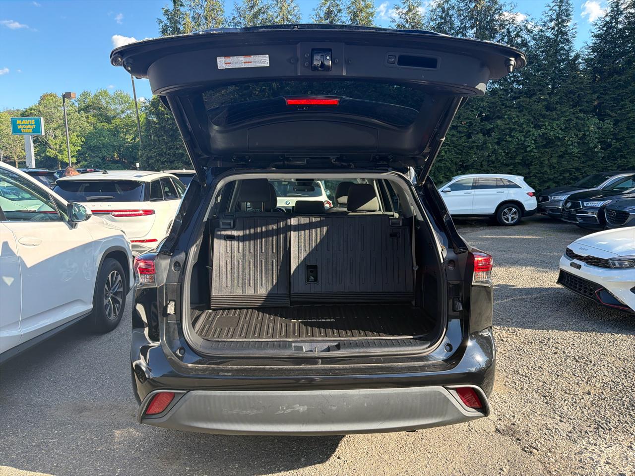 Toyota Highlander LE AWD (Natl) 2020