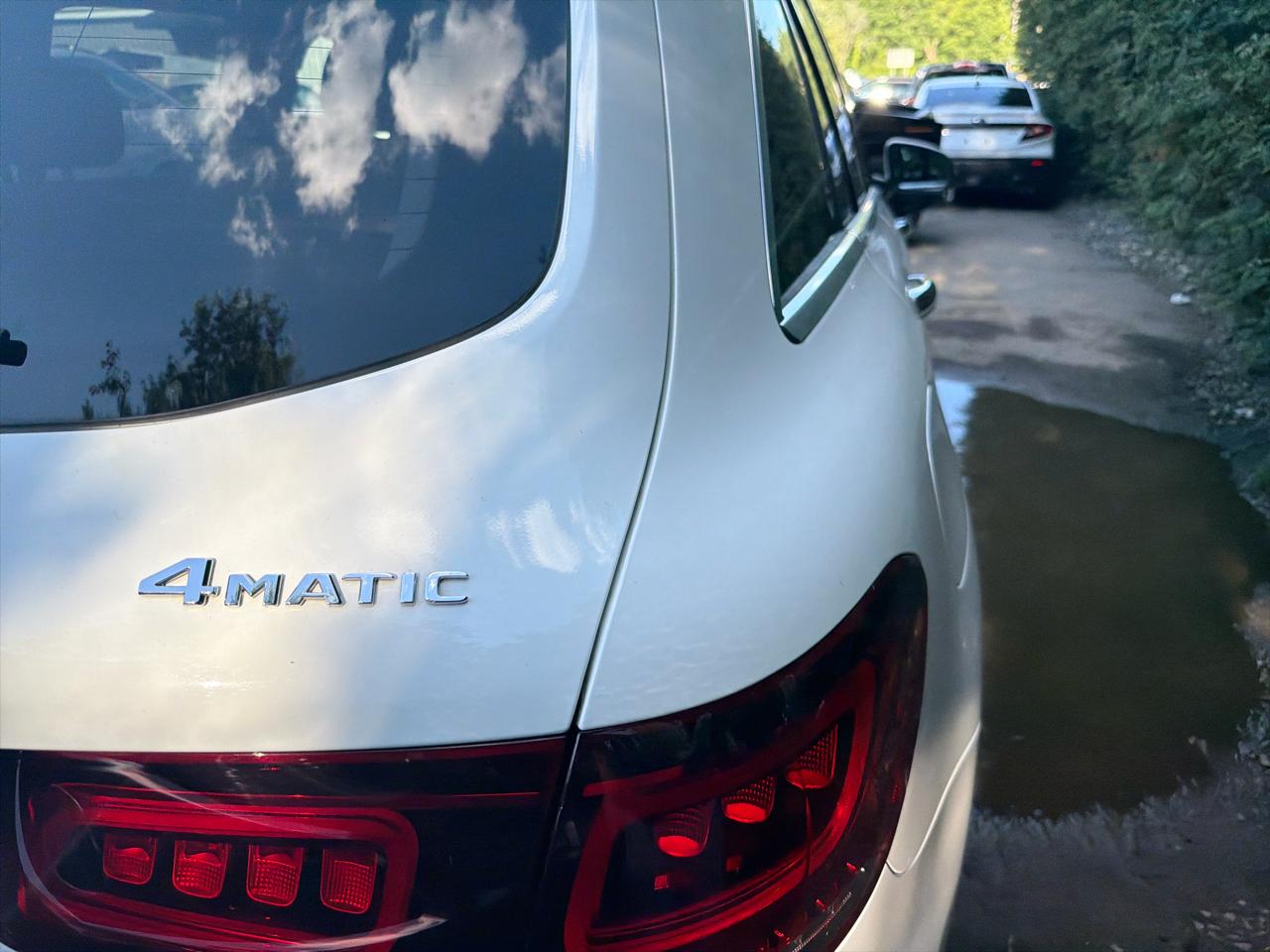 Mercedes-Benz GLC GLC 300 4MATIC SUV 2022
