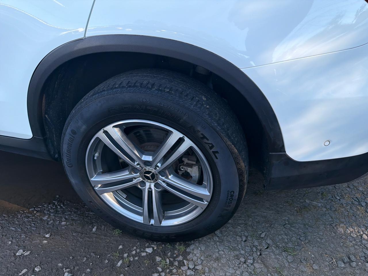 Mercedes-Benz GLC GLC 300 4MATIC SUV 2022