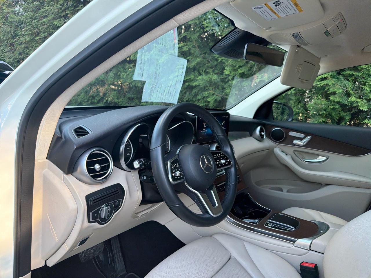 Mercedes-Benz GLC GLC 300 4MATIC SUV 2022