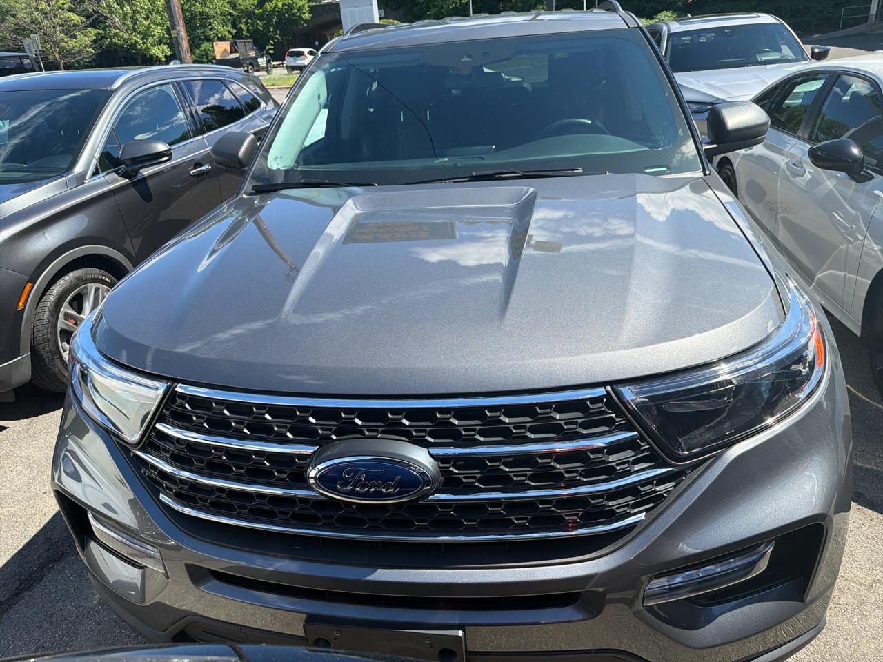 Ford Explorer XLT 2023