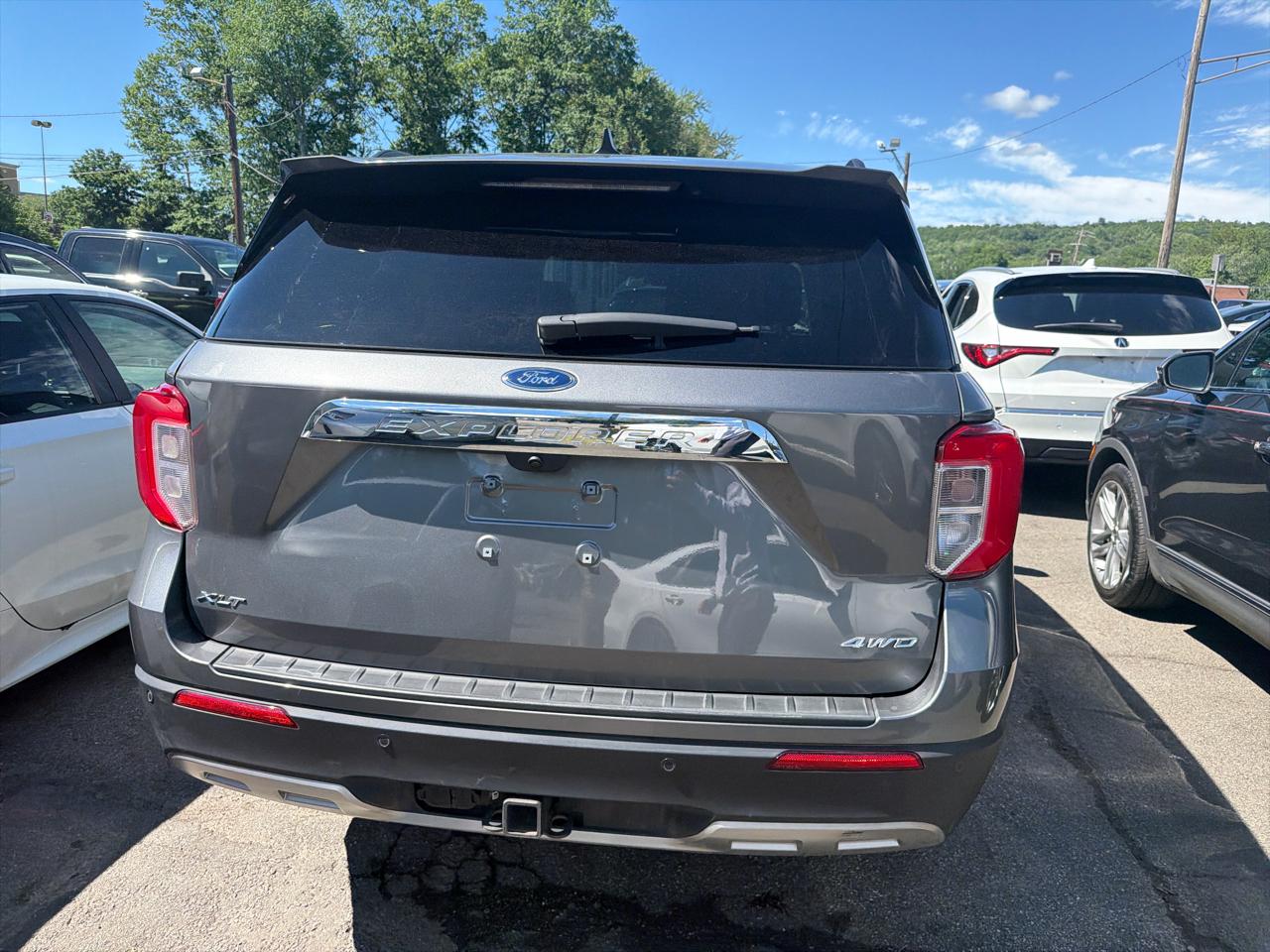 Ford Explorer XLT 2023