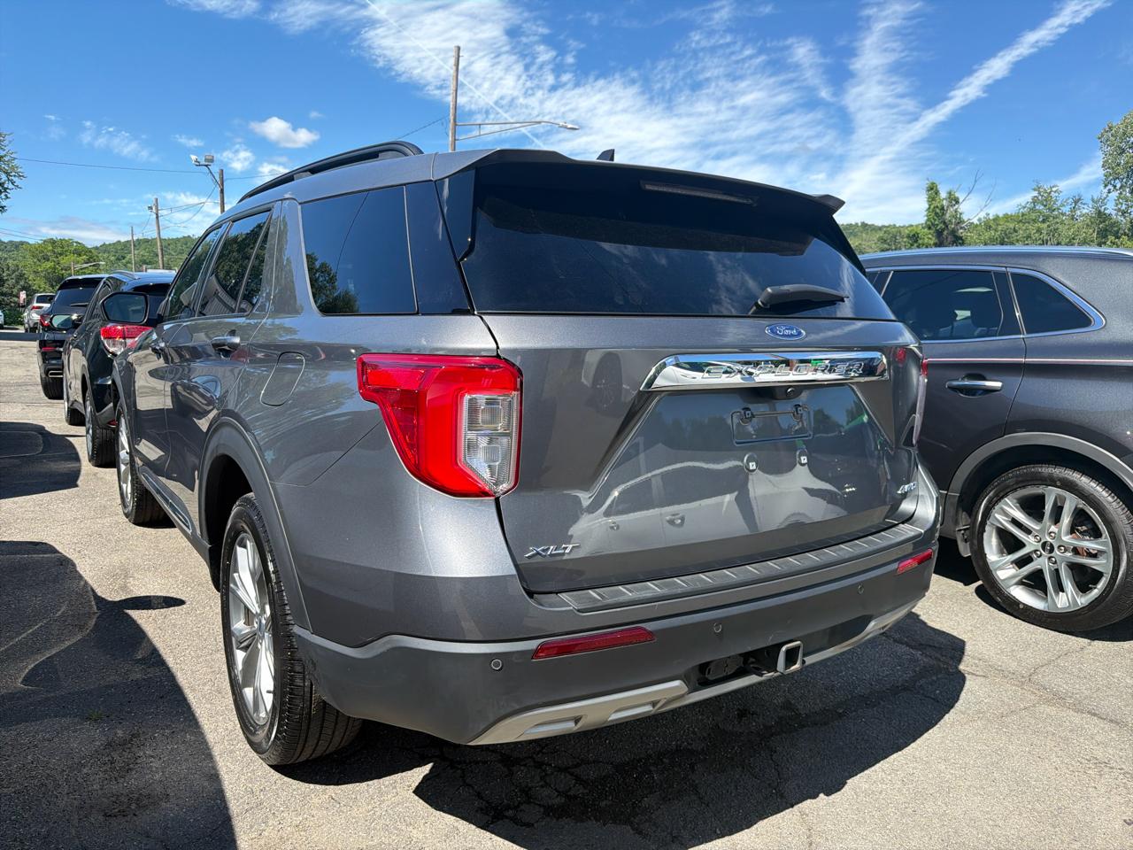 Ford Explorer XLT 2023