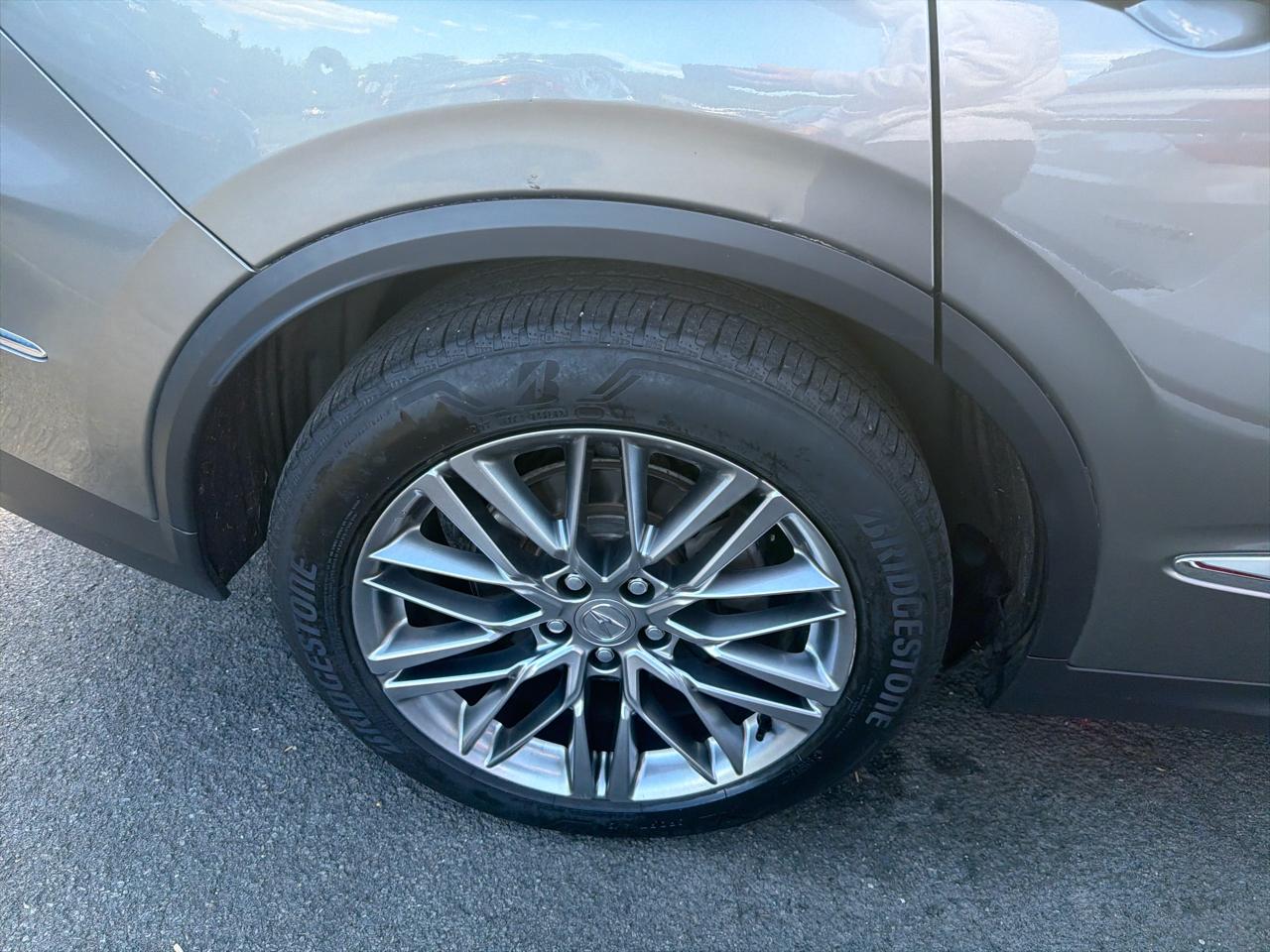 Acura MDX SH-AWD w/Advance Package 2023